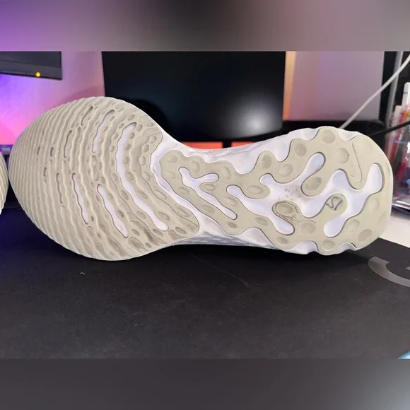 Nike React Infinity Run Flyknit 2 - Picture 12 of 12